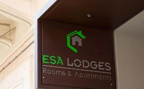 Esa Lodges